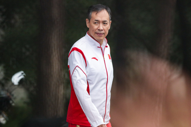 姚明率中国女篮正式出征奥运会!经典表情亮眼5